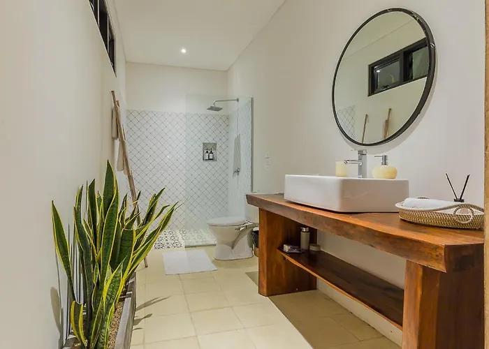 ヴィラ Elegant 4 Bedroom Huge Pool In *