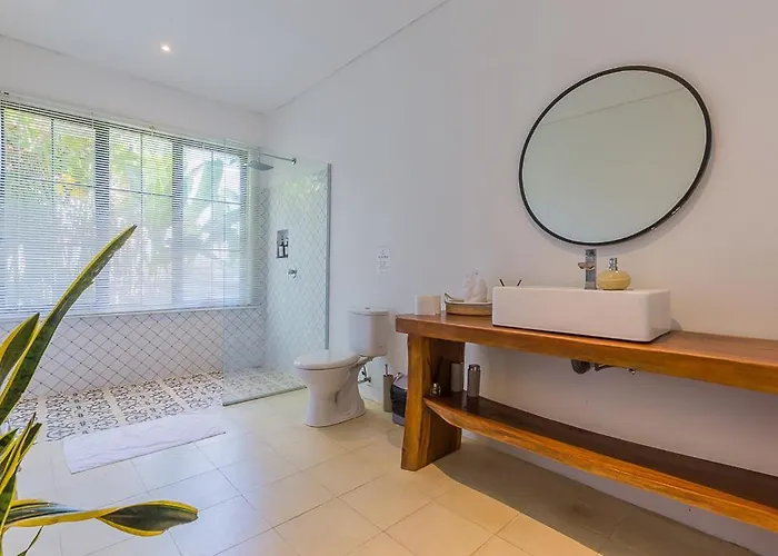 Elegant 4 Bedroom Huge Pool In * تْشانغو