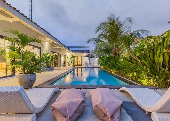 Elegant 4 Bedroom Huge Pool In ヴィラ